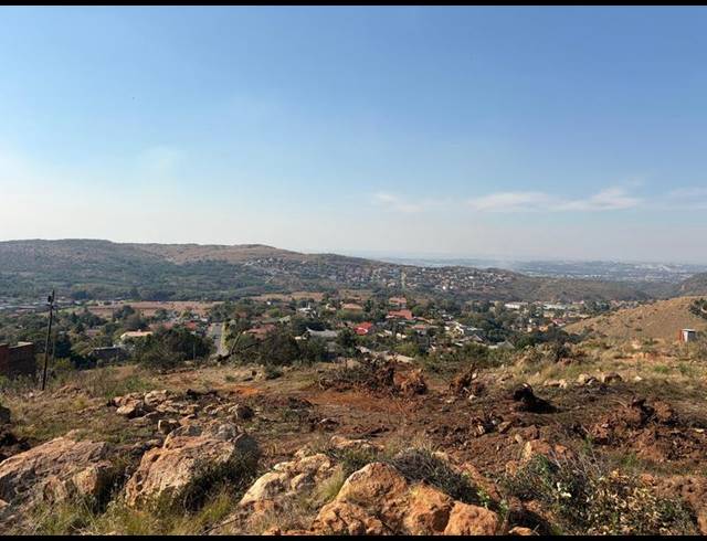 LAND FOR SALE IN NOORDHEUWEL